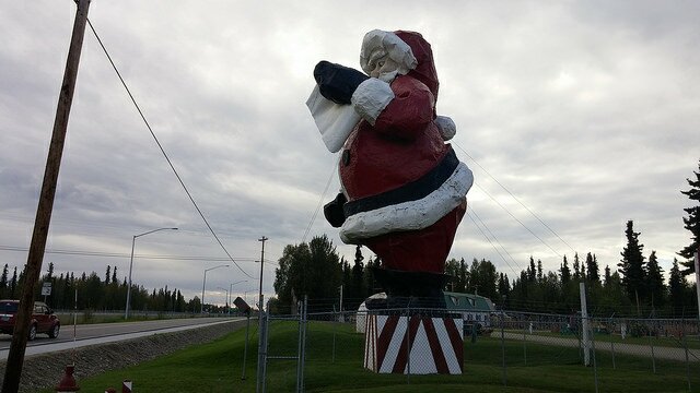 Worlds Largest Santa Claus